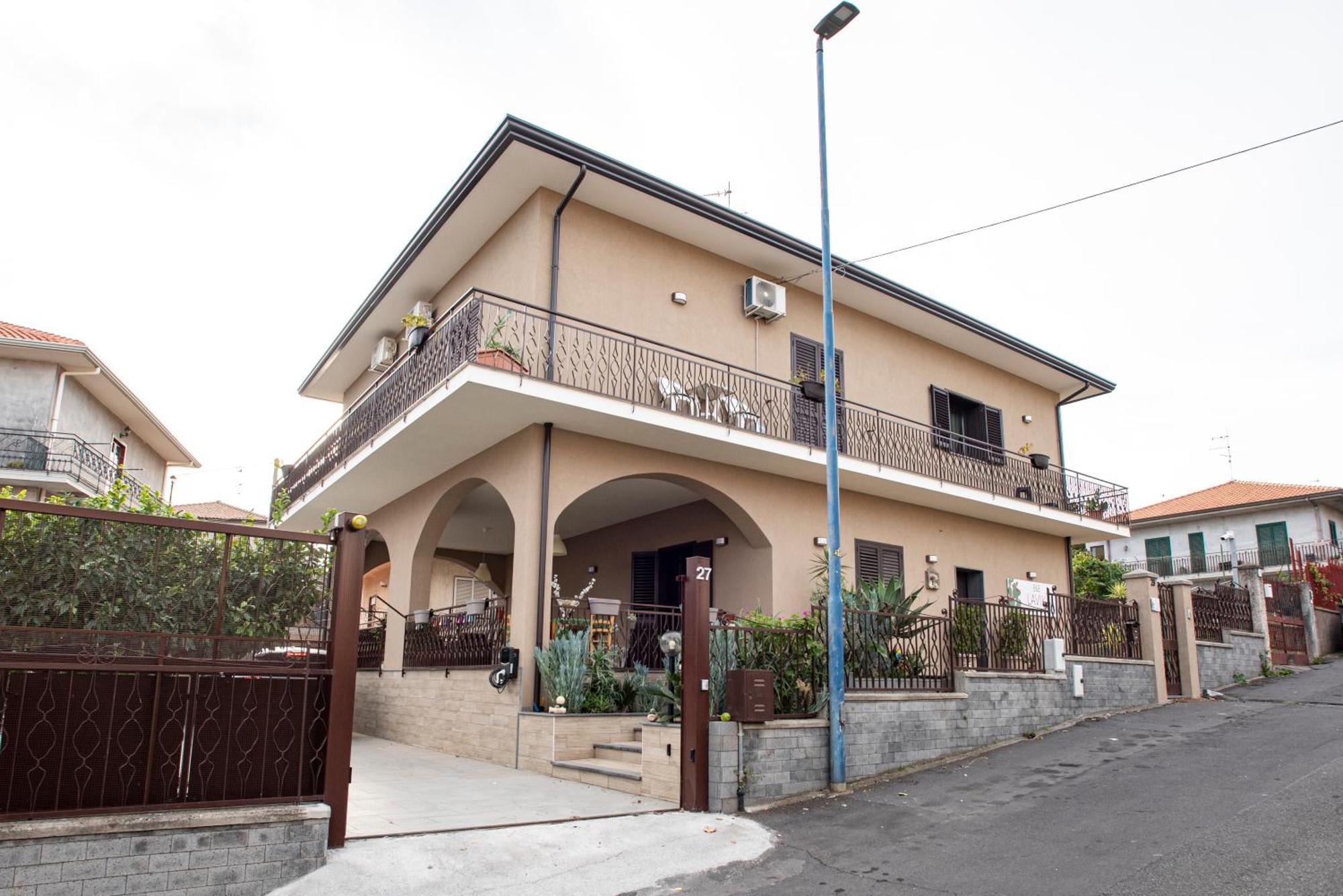 B&B Lavika Pedara Ngoại thất bức ảnh